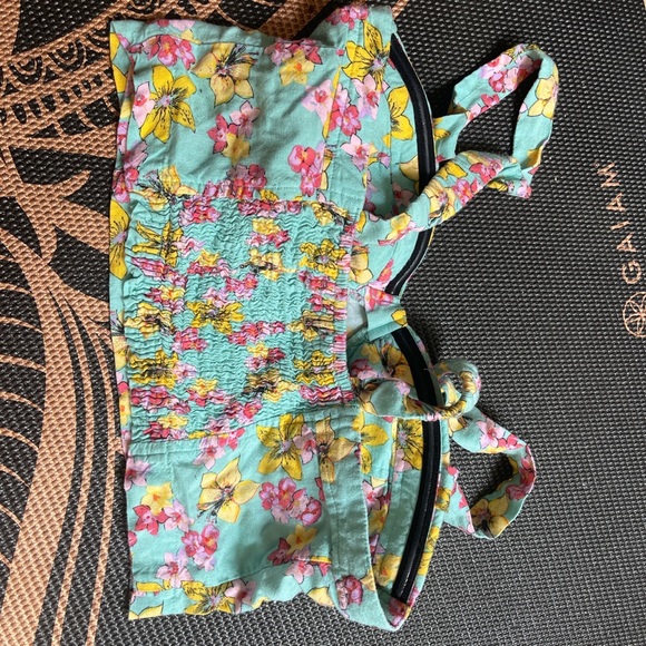 Wet seal top - Picture 2 of 2